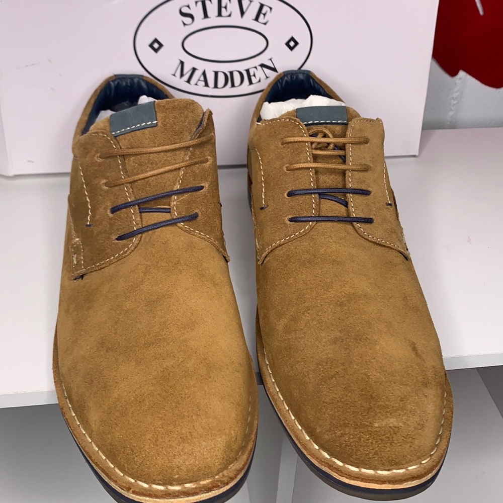 Steve Madden Men's HATRICK Oxfords, Tan Suede.